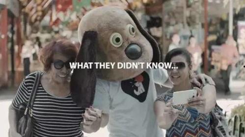 吃瓜被吓,吃瓜群众意外遭遇惊悚瞬间